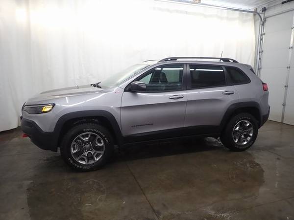 2019 Jeep Cherokee Trailhawk - - by dealer - vehicle for sale in Perham, MN – photo 22