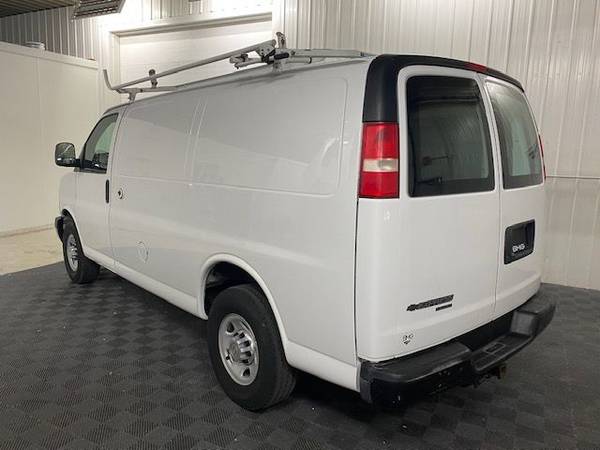 2013 Chevrolet Express Cargo 2500 Cargo 1-Owner Southern Van 57K for sale in Caledonia, MI – photo 3