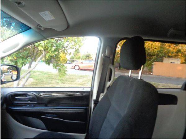 2015 Dodge Grand Caravan Passenger SE Minivan 4D FREE CARFAX ON EVERY for sale in Lynnwood, WA – photo 19