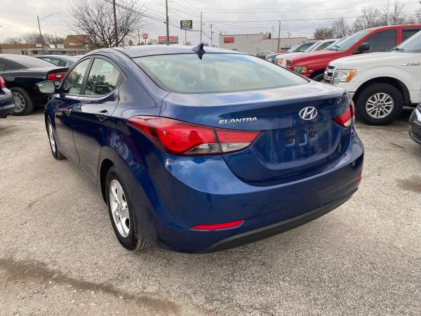2015 HYUNDAI ELANTRA SE - - by dealer - vehicle for sale in Indianapolis, IN – photo 5