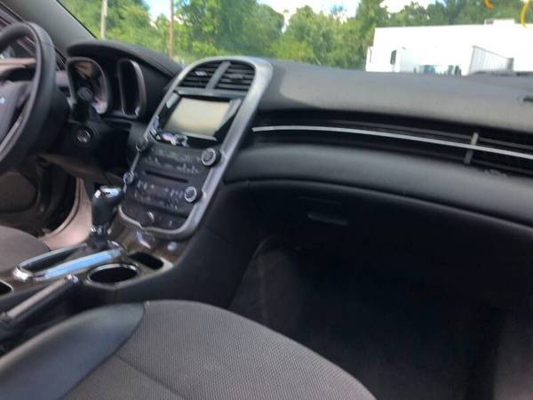 2014 Chevy Malibu LT 2.5L/EVERYONE gets APPROVED@Topline Imports!!!... for sale in Methuen, MA – photo 8
