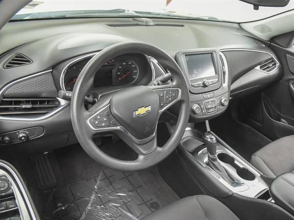 2018 Chevy Chevrolet Malibu LT Sedan 4D sedan GRAY - FINANCE ONLINE for sale in Bakersfield, CA – photo 2
