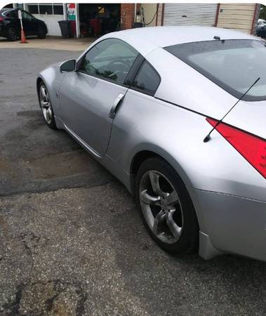 Save $1000's on this 2006 Nissan 350z Touring Edition! (Va Insp) for sale in Laurel md, VA – photo 2