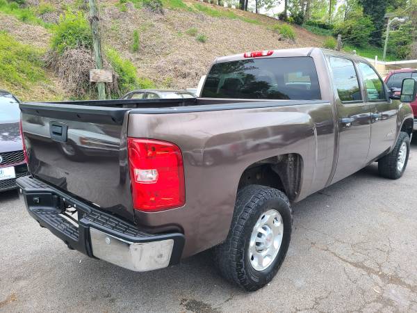 2008 GMC SIERRA DURAMAX DIESEL CREW CAB 4X4 - - by for sale in Knoxville, TN – photo 4
