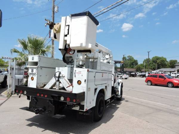 2005 INTERNATIONAL 4300 CRANE TRUCK,UTILITY with for sale in Grand Prairie, TX – photo 12