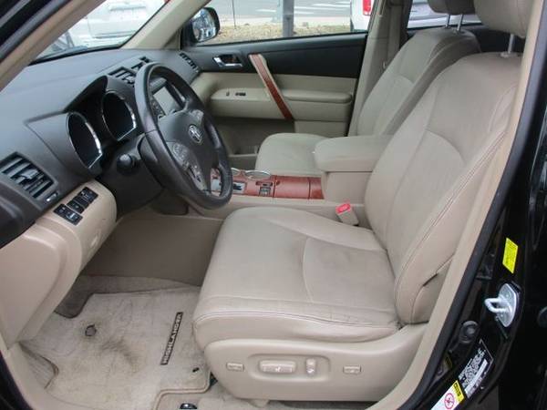 2010 Toyota Highlander Limited Sport Utility 4D - - by for sale in Wheat Ridge, CO – photo 21