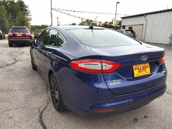 2013 Ford Fusion SE - cars & trucks - by dealer - vehicle automotive... for sale in Oconto, WI – photo 9