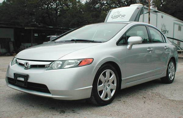 2006 HONDA CIVIC 4DR LX - - by dealer - vehicle for sale in Austin, TX – photo 2