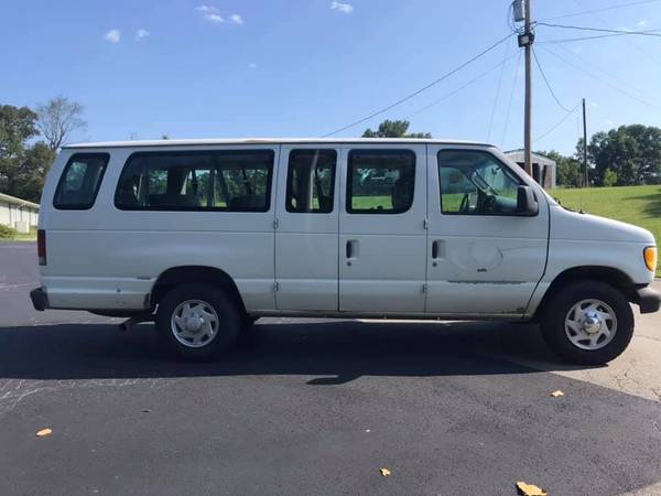 2004 Ford E-350 Super Duty 15 Passenger Van Runs Great!!! for sale in Wooster, AR – photo 4