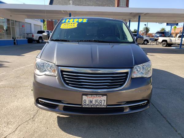2016 CHRYSLER TOWN & COUNTRY WAGON - - by dealer for sale in Red Bluff, CA – photo 4