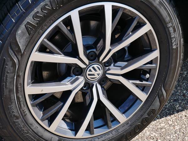 2019 Volkswagen VW Tiguan SE - cars & trucks - by dealer - vehicle... for sale in Burnsville, MN – photo 15
