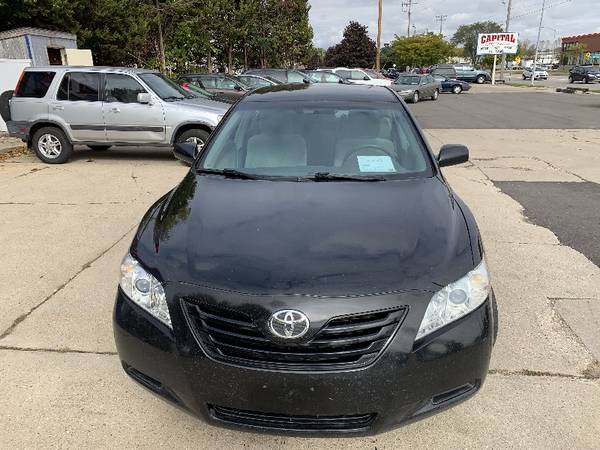 2007 Toyota Camry XLE V6 for sale in Madison, WI – photo 2
