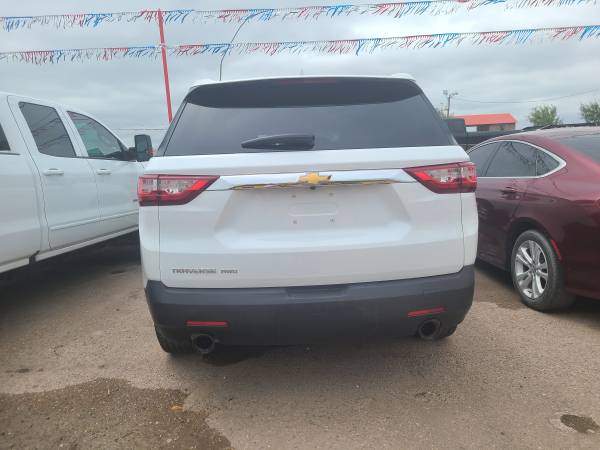 2018 Chev Traverse - cars & trucks - by owner - vehicle automotive... for sale in McAllen, TX – photo 5