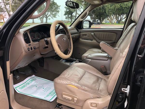2004 Toyota Sequoia SR5 Limited leather, 3rd row for sale in Chula vista, CA – photo 7