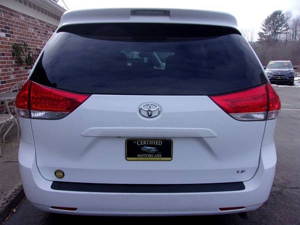 2014 Toyota Sienna LE 8-Seat, 101k Miles, White/Grey, P Doors for sale in Franklin, VT – photo 4