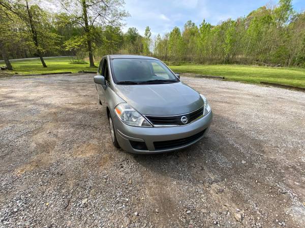 2012 NISSAN VERSA HATCH - - by dealer - vehicle for sale in Muldraugh, KY – photo 2