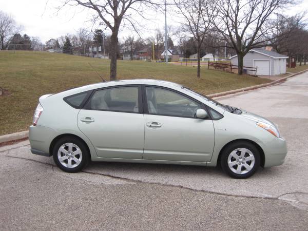 2006 Toyota Prius, 173Kmi, B/U Cam, Bluetooth, AUX Free Warranty -... for sale in West Allis, WI – photo 4