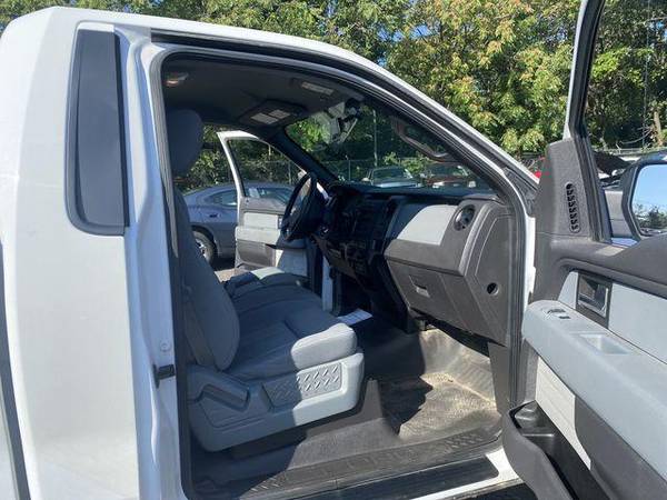2013 Ford F150 Regular Cab XL Pickup 2D 8 ft EZ-FINANCING! - cars &... for sale in Garfield, NJ – photo 22