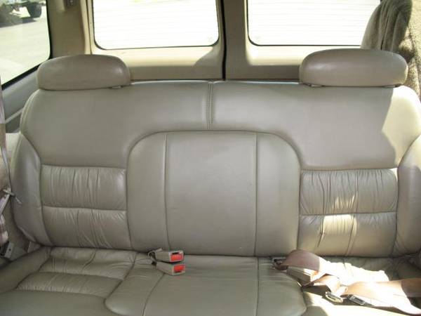1997 GMC Suburban 1500 4WD - cars & trucks - by dealer - vehicle... for sale in Roy, WA – photo 18