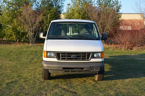 2005 Ford E-350 Super Duty Cargo Van - cars & trucks - by dealer -... for sale in Crystal Lake, IN – photo 2