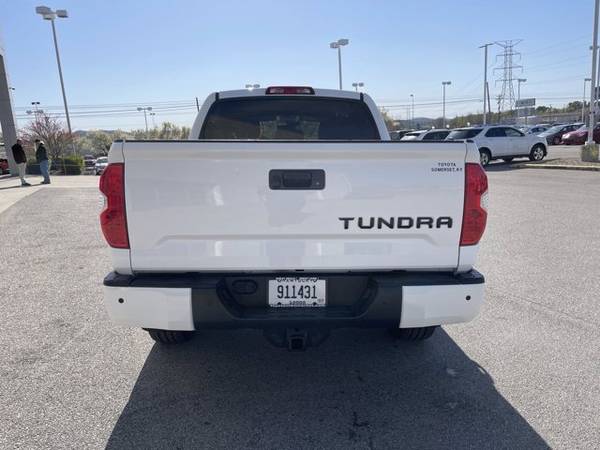 2019 Toyota Tundra 4WD CrewMax Sr5 - - by dealer for sale in Somerset, KY – photo 8