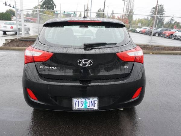 2016 Hyundai Elantra Base for sale in Beaverton, OR – photo 9
