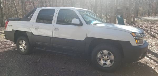 03 Chevy Avalanche - cars & trucks - by owner - vehicle automotive... for sale in LEHIGHTON, PA – photo 2