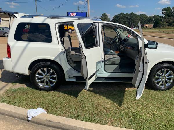2009 INFINITY QX56 for sale in Brandon, MS – photo 7