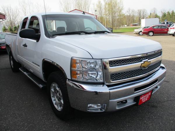 CLEAN 2012 CHEVROLET SILVERADO 1500 4X4 - - by dealer for sale in Foley, MN – photo 11