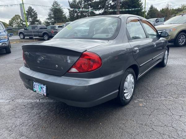 2004 Kia Spectra - - cars & trucks - by dealer - vehicle automotive... for sale in Eugene, OR – photo 4