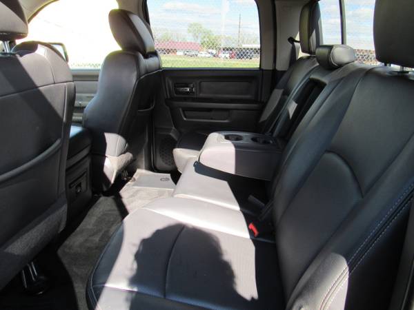 2011 RAM 1500 4WD Crew Cab 140 5 Sport - - by dealer for sale in VADNAIS HEIGHTS, MN – photo 16