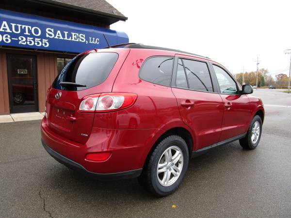 '12 Hyundai Santa Fe NEW TIRES & AWD ! - cars & trucks - by dealer -... for sale in Waterford, PA – photo 7
