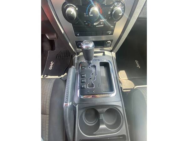 2010 Jeep Grand Cherokee 4WD 4dr Laredo - We Finance Everybody!!! -... for sale in Bradenton, FL – photo 19
