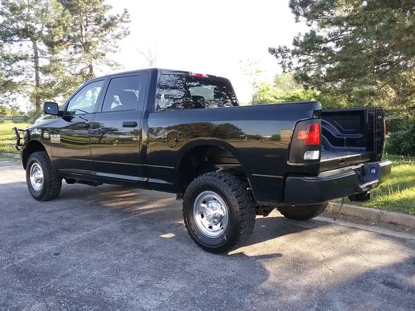 2014 Ram 2500 HD, 4x4 ST Crew Cab w/Warn Winch, New Tires, 128k for sale in Merriam, MO – photo 6