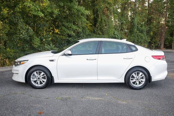 Kia Optima Bluetooth Rear Camera Low Miles Nice Like New We Finance! for sale in Asheville, NC – photo 5