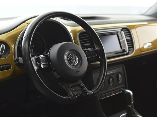 2016 VW Volkswagen Beetle 1.8T Dune Hatchback 2D hatchback GOLD - for sale in Bethlehem, PA – photo 2