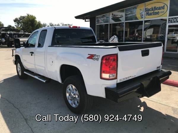 2011 GMC Sierra 2500HD 4WD Ext Cab 144.2" SLE for sale in Durant, OK – photo 4