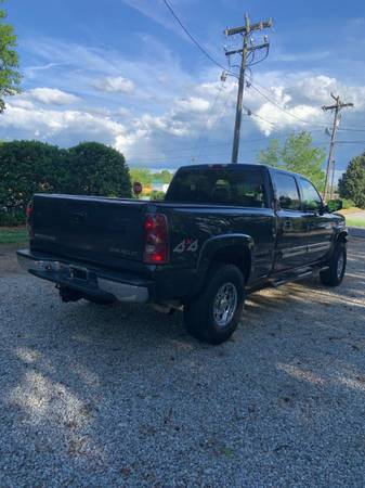 2003 Chevrolet 3/4 ton truck - - by dealer - vehicle for sale in Clemmons, NC – photo 6