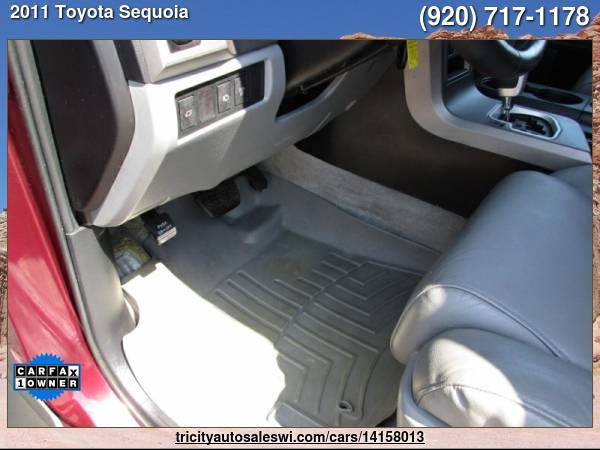 2011 TOYOTA SEQUOIA LIMITED 4X4 4DR SUV (5 7L V8 FFV) Family owned for sale in MENASHA, WI – photo 18