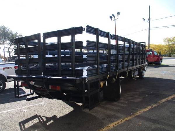 2016 Mitsubishi Fuso FE180 21 FOOT FLAT BED,, 21 STAKE BODY 33K MI.... for sale in South Amboy, CT – photo 3