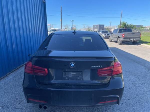 2016 BMW 3 Series Black SEE IT TODAY! - - by dealer for sale in Buda, TX – photo 5