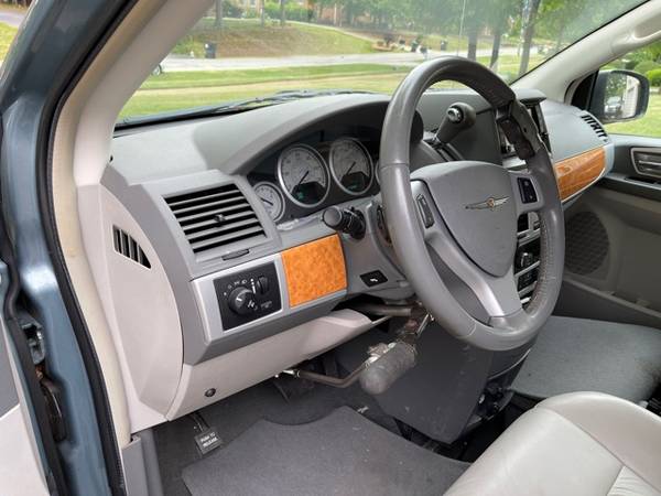 Chrysler Town & Country Wheelchair Van for sale in Chester, VA – photo 8