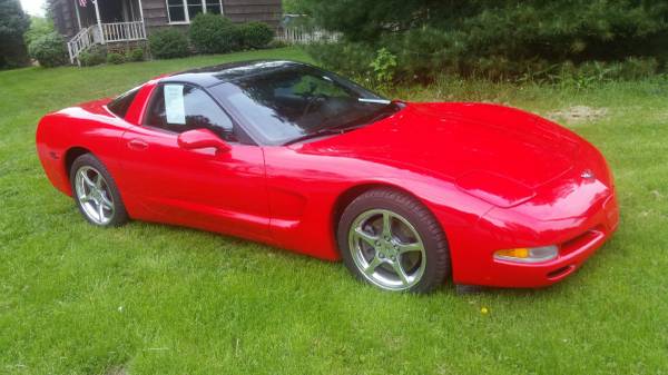 Beautiful red Corvette c5 removable glass roof for sale in Northfield, OH – photo 4