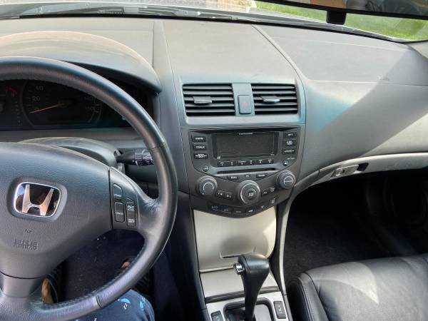 Silver Honda Accord Coupe 5999 obo for sale in Warren, MI – photo 5