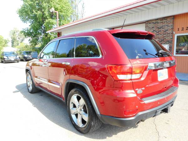 ★★★ 2011 Jeep Grand Cherokee Overland 4x4 / Loaded! ★★★ - cars &... for sale in Grand Forks, ND – photo 7