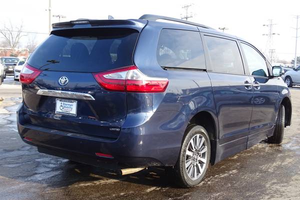 2019 Toyota Sienna Limited Premium van Blue - - by for sale in Skokie, IL – photo 11