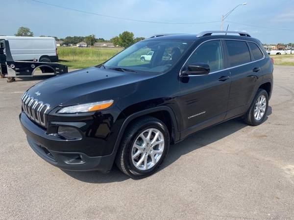 2018 Jeep Cherokee Latitude Plus - cars & trucks - by dealer -... for sale in fort smith, AR – photo 6