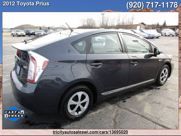 2012 Toyota Prius Three 4dr Hatchback Family owned since 1971 - cars... for sale in MENASHA, WI – photo 5