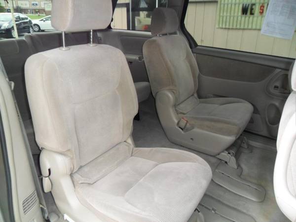 2004 Toyota Sienna le - cars & trucks - by dealer - vehicle... for sale in Kingsport, TN – photo 7