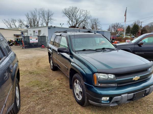 2005 chevrolet trailblazer - - by dealer - vehicle for sale in New Haven, CT – photo 2